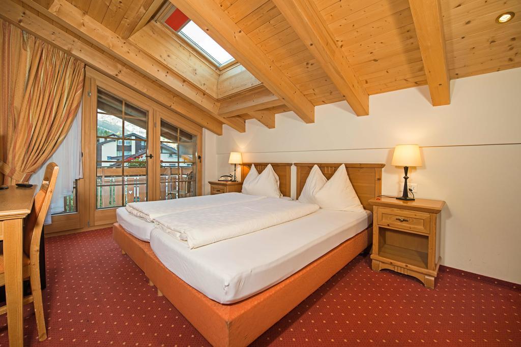 Hotel Dufour Chalet - Adults Only Zermatt Kültér fotó