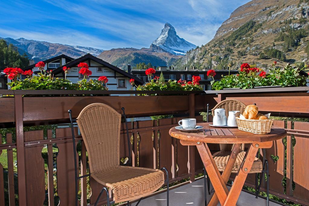 Hotel Dufour Chalet - Adults Only Zermatt Kültér fotó